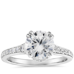 Graduated Double Prong Pavé Diamond Engagement Ring in Platinum